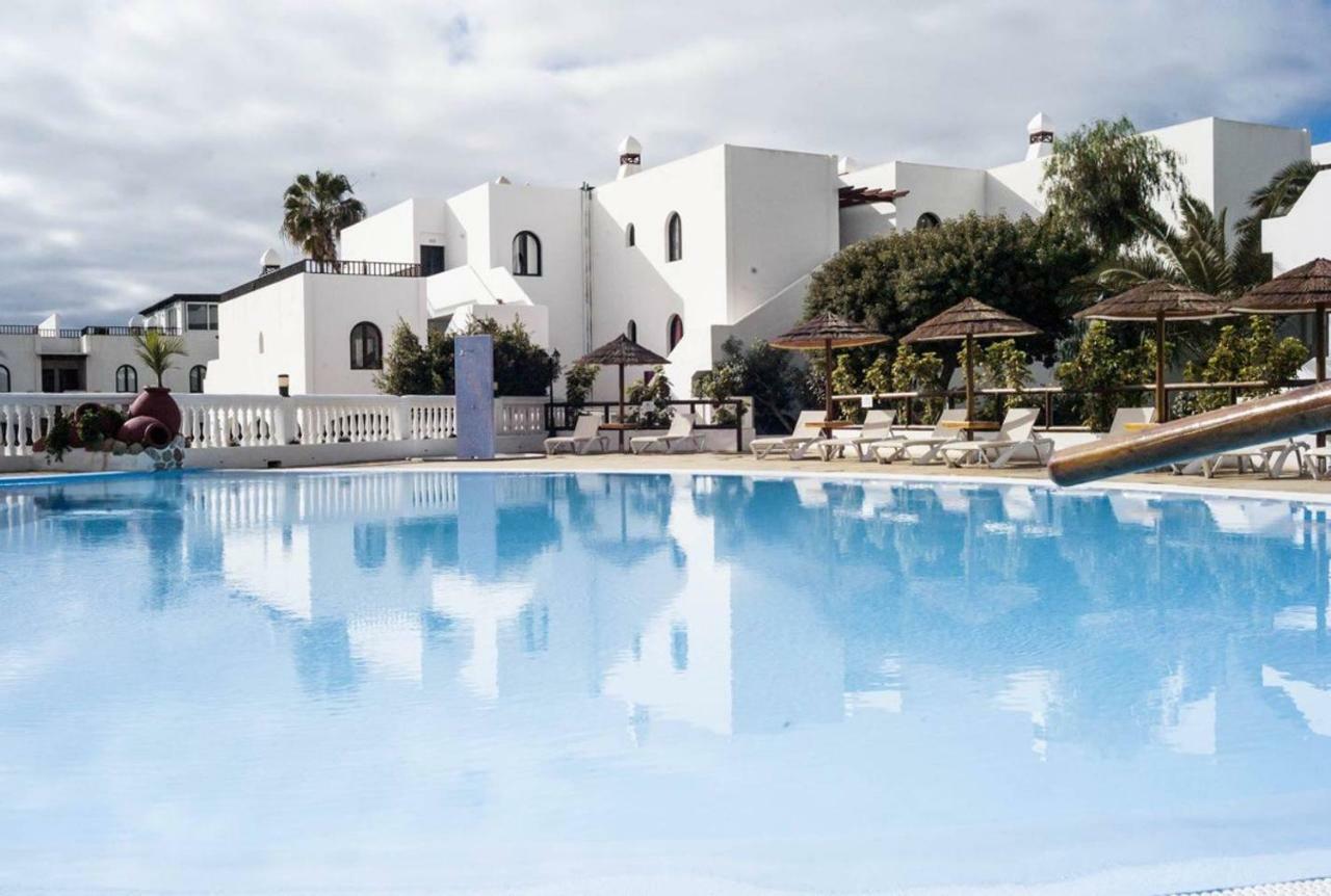 Daruma Apartments 3-Bedroom Penthouse With Sea Views Costa Teguise Exterior photo